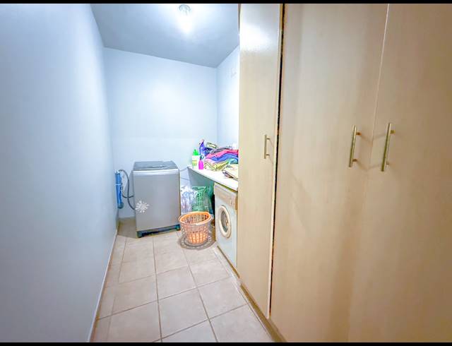 3 BEDROOM HOUSE FOR SALE IN GRANTHAM PARK